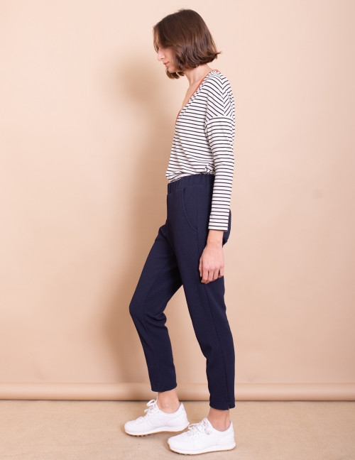 Alef Alef | אלף אלף - בגדי מעצבים | מכנסי Simone נייבי Alef Alef | אלף אלף - בגדי מעצבים | מכנסי Simone נייבי