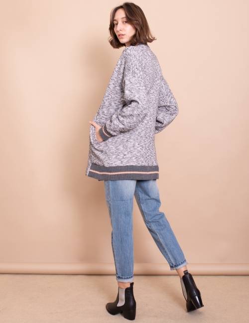 Alef Alef | אלף אלף - בגדי מעצבים | עליונית Elena אפור מלאנז' Alef Alef | אלף אלף - בגדי מעצבים | עליונית Elena אפור מלאנז'