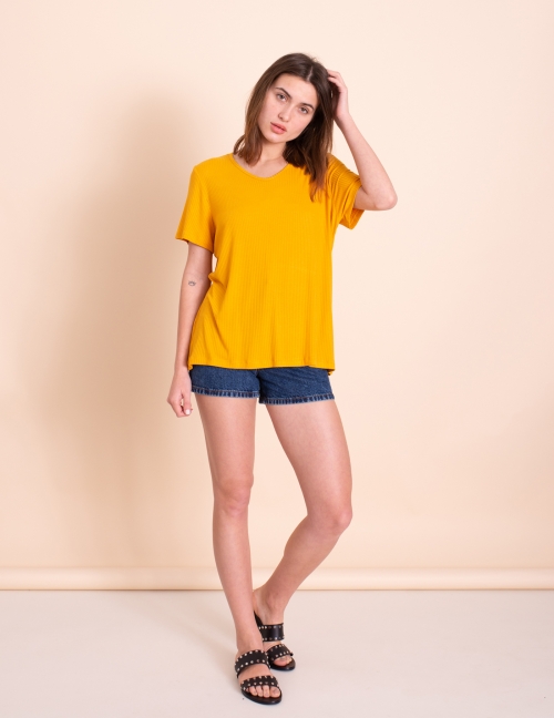 Alef Alef | אלף אלף - בגדי מעצבים | חולצת Britney חרדל Alef Alef | אלף אלף - בגדי מעצבים | חולצת Britney חרדל