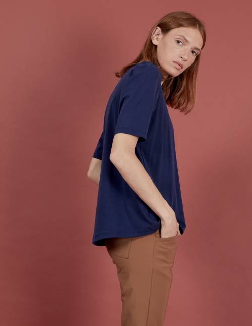 Alef Alef | אלף אלף - בגדי מעצבים | חולצת Diana נייבי Alef Alef | אלף אלף - בגדי מעצבים | חולצת Diana נייבי