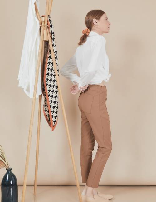 Alef Alef | אלף אלף - בגדי מעצבים | מכנסי Coco | קאמל Alef Alef | אלף אלף - בגדי מעצבים | מכנסי Coco | קאמל