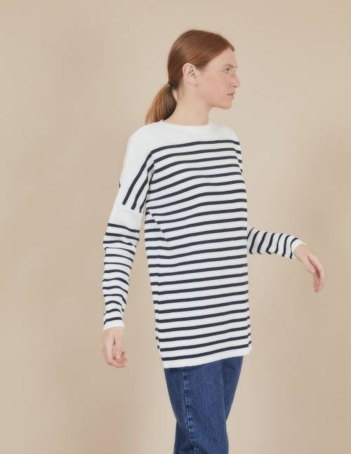 Alef Alef | אלף אלף - בגדי מעצבים | סוודר Rom | פסים כחול לבן Alef Alef | אלף אלף - בגדי מעצבים | סוודר Rom | פסים כחול לבן