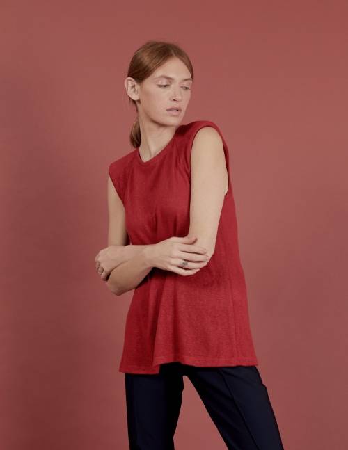 Alef Alef | אלף אלף - בגדי מעצבים | גופית Gal | אדום Alef Alef | אלף אלף - בגדי מעצבים | גופית Gal | אדום