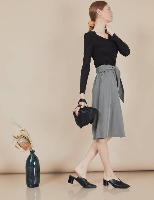 Alef Alef | אלף אלף - בגדי מעצבים | חצאית Florence זית Alef Alef | אלף אלף - בגדי מעצבים | חצאית Florence זית