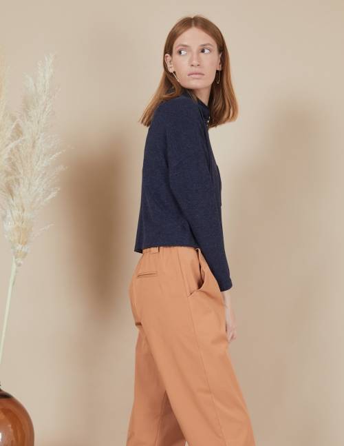 Alef Alef | אלף אלף - בגדי מעצבים | חולצת Mae | נייבי Alef Alef | אלף אלף - בגדי מעצבים | חולצת Mae | נייבי