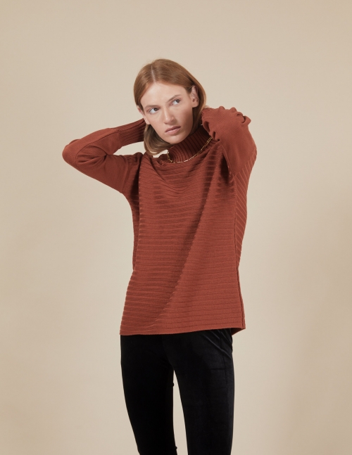 Alef Alef | אלף אלף - בגדי מעצבים | סוודר Pedro חמרה Alef Alef | אלף אלף - בגדי מעצבים | סוודר Pedro חמרה