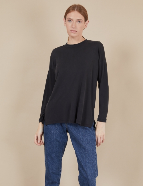 Alef Alef | אלף אלף - בגדי מעצבים | חולצת Ada | שחור Alef Alef | אלף אלף - בגדי מעצבים | חולצת Ada | שחור