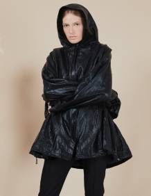 Alef Alef | אלף אלף - בגדי מעצבים | מעיל Victoria | שחור מבריק