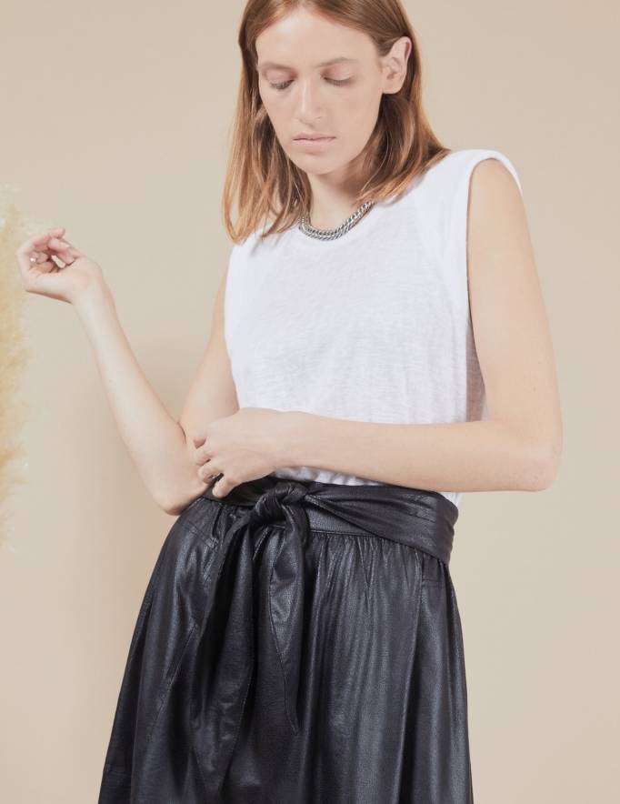 Alef Alef | אלף אלף - בגדי מעצבים | חצאית Florence שחור עור