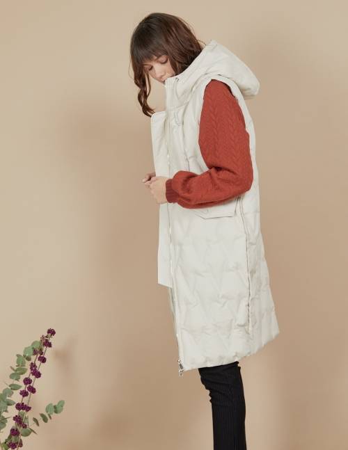 Alef Alef | אלף אלף - בגדי מעצבים | וסט Ann שמנת Alef Alef | אלף אלף - בגדי מעצבים | וסט Ann שמנת