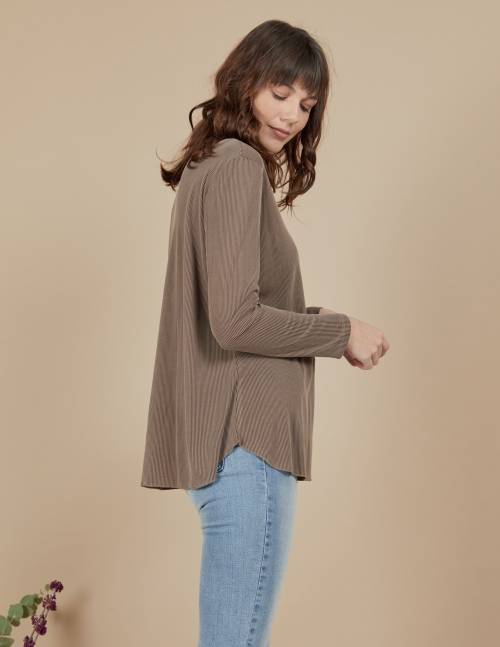 Alef Alef | אלף אלף - בגדי מעצבים | חולצת Susan | אספרסו פסים Alef Alef | אלף אלף - בגדי מעצבים | חולצת Susan | אספרסו פסים