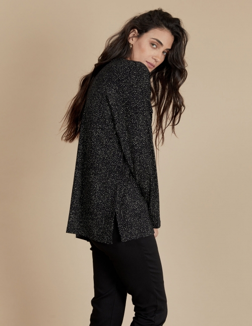 Alef Alef | אלף אלף - בגדי מעצבים | חולצת Angela שחור דפוס בז' Alef Alef | אלף אלף - בגדי מעצבים | חולצת Angela שחור דפוס בז'