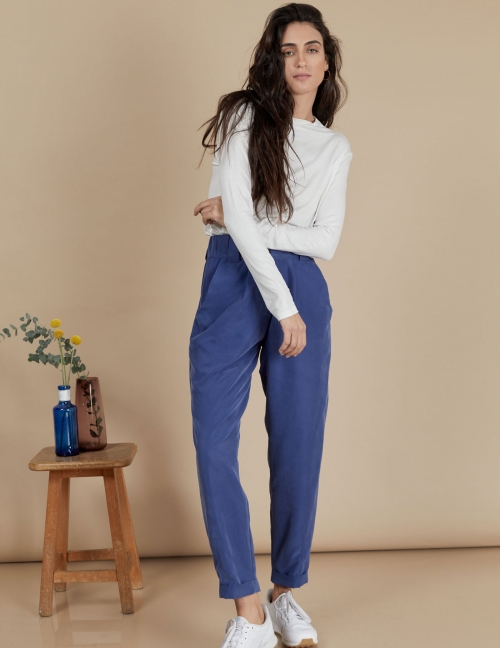 Alef Alef | אלף אלף - בגדי מעצבים | מכנסי Curie נייבי Alef Alef | אלף אלף - בגדי מעצבים | מכנסי Curie נייבי