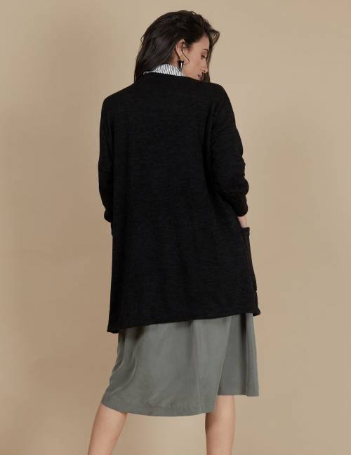 Alef Alef | אלף אלף - בגדי מעצבים | עליונית Bessie | שחור Alef Alef | אלף אלף - בגדי מעצבים | עליונית Bessie | שחור