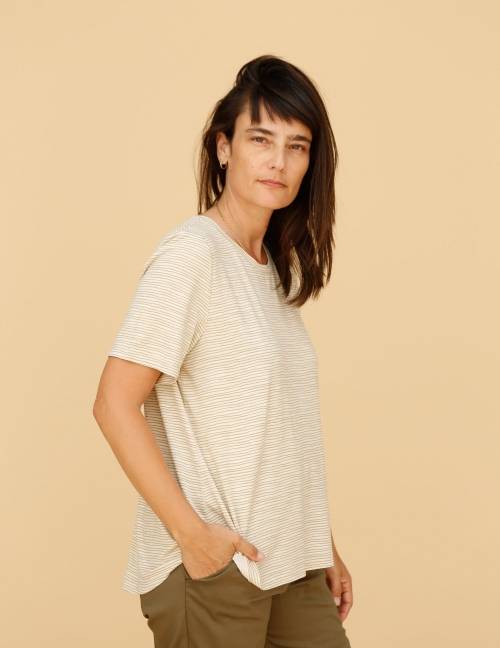 Alef Alef | אלף אלף - בגדי מעצבים | חולצת Cohen פסים חרדל Alef Alef | אלף אלף - בגדי מעצבים | חולצת Cohen פסים חרדל