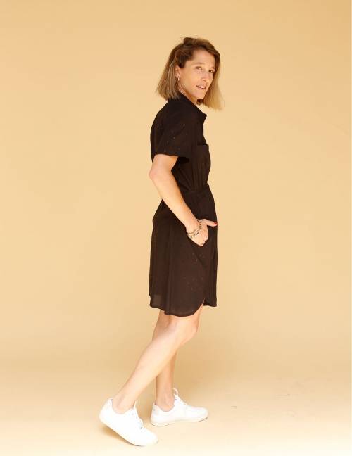 Alef Alef | אלף אלף - בגדי מעצבים | שמלת Damari שחור דפוס מבריק Alef Alef | אלף אלף - בגדי מעצבים | שמלת Damari שחור דפוס מבריק