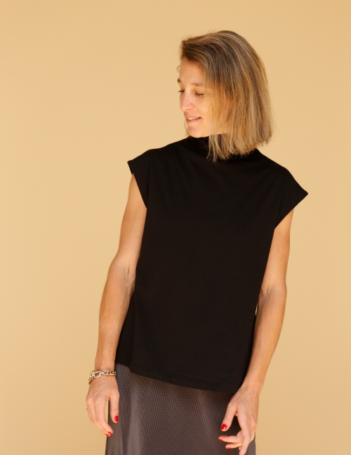 Alef Alef | אלף אלף - בגדי מעצבים | חולצת Eini שחור Alef Alef | אלף אלף - בגדי מעצבים | חולצת Eini שחור