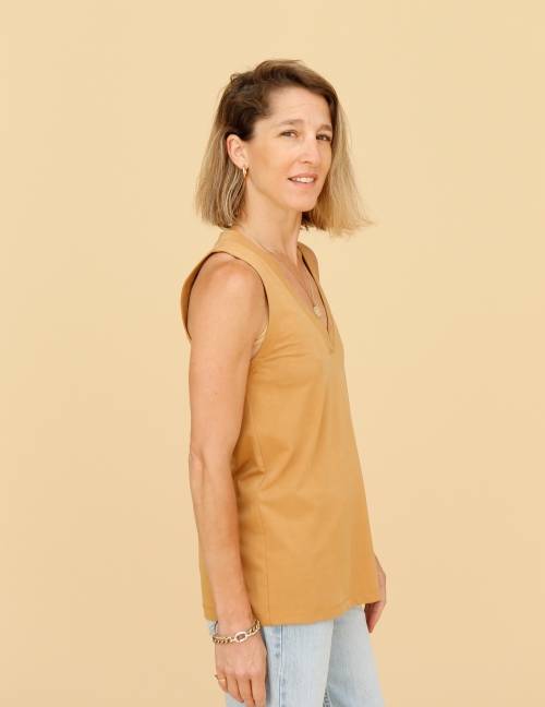 Alef Alef | אלף אלף - בגדי מעצבים | גופית Gross אוקר Alef Alef | אלף אלף - בגדי מעצבים | גופית Gross אוקר