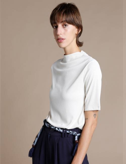 Alef Alef | אלף אלף - בגדי מעצבים | חולצת Denali שמנת ריב Alef Alef | אלף אלף - בגדי מעצבים | חולצת Denali שמנת ריב