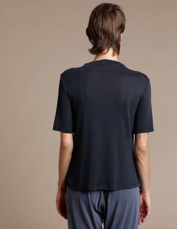 Alef Alef | אלף אלף - בגדי מעצבים | חולצת Denali שחור