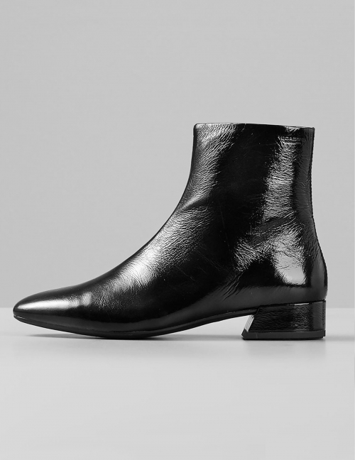 Alef Alef | אלף אלף - בגדי מעצבים | נעלי Vagabond/ Joyce Alef Alef | אלף אלף - בגדי מעצבים | נעלי Vagabond/ Joyce