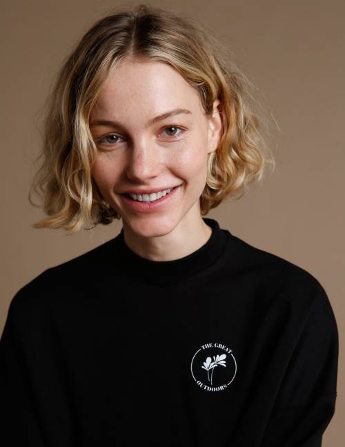 Alef Alef | אלף אלף - בגדי מעצבים | סווטשרט FITZ שחור Alef Alef | אלף אלף - בגדי מעצבים | סווטשרט FITZ שחור