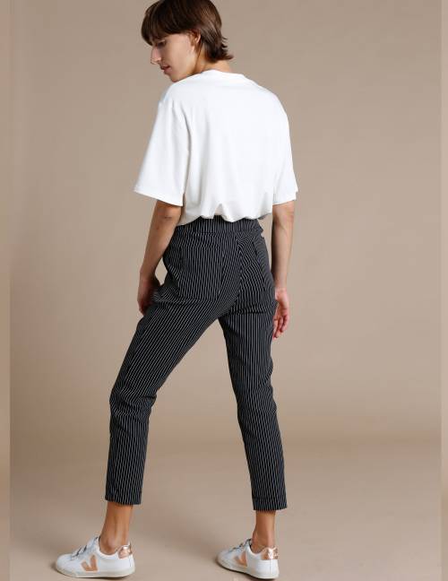 Alef Alef | אלף אלף - בגדי מעצבים | מכנסי Rocky שחור פסים לבן