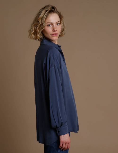 Alef Alef | אלף אלף - בגדי מעצבים | חולצת Table נייבי Alef Alef | אלף אלף - בגדי מעצבים | חולצת Table נייבי