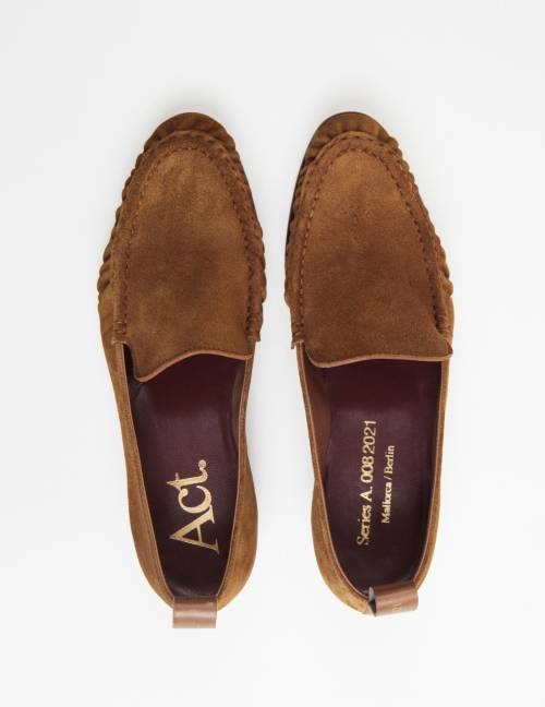 Alef Alef | אלף אלף - בגדי מעצבים | נעלי Casper| Act // חום זמש Alef Alef | אלף אלף - בגדי מעצבים | נעלי Casper| Act // חום זמש