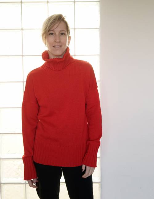 Alef Alef | אלף אלף - בגדי מעצבים | סוודר Ararat אדום Alef Alef | אלף אלף - בגדי מעצבים | סוודר Ararat אדום