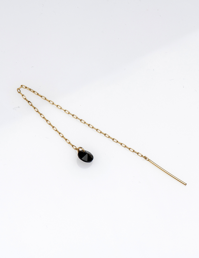 Alef Alef | אלף אלף - בגדי מעצבים | עגיל שרשרת ROSS עם אבן סברובסקי שחורה