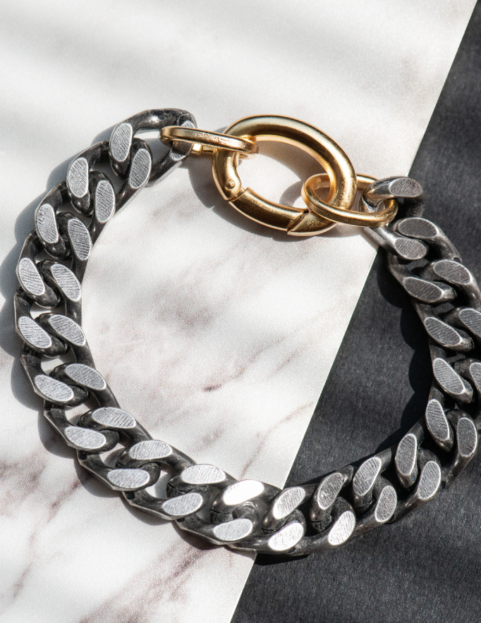 Alef Alef | אלף אלף - בגדי מעצבים | צמיד SHELLBY זהב