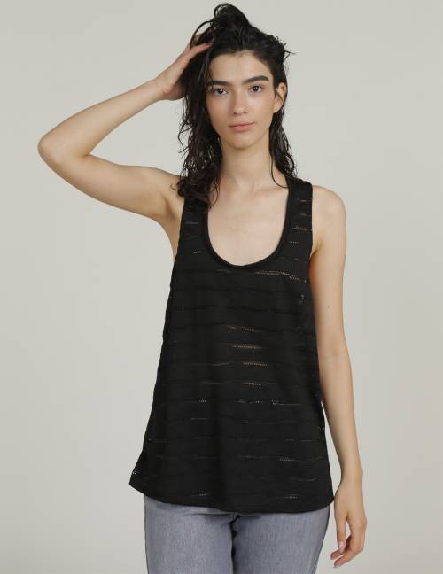 Alef Alef | אלף אלף - בגדי מעצבים | גופית ZOE שחור מחורר Alef Alef | אלף אלף - בגדי מעצבים | גופית ZOE שחור מחורר