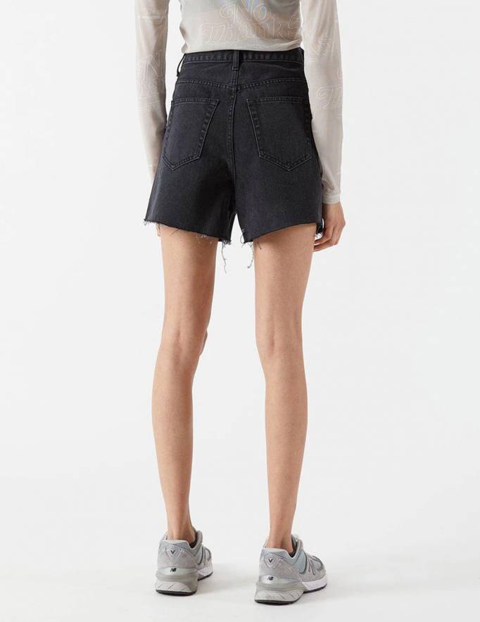 Alef Alef | אלף אלף - בגדי מעצבים | Nora Shorts | Charcoal Black