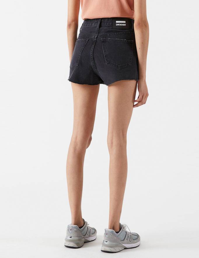 Alef Alef | אלף אלף - בגדי מעצבים | Skye Shorts | Charcoal Black