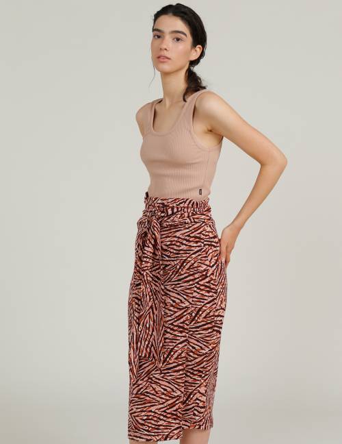 Alef Alef | אלף אלף - בגדי מעצבים | חצאית THIYHO מנומר Alef Alef | אלף אלף - בגדי מעצבים | חצאית THIYHO מנומר