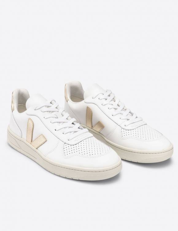 Alef Alef | אלף אלף - בגדי מעצבים | סניקרס VEJA V-10 | Platine