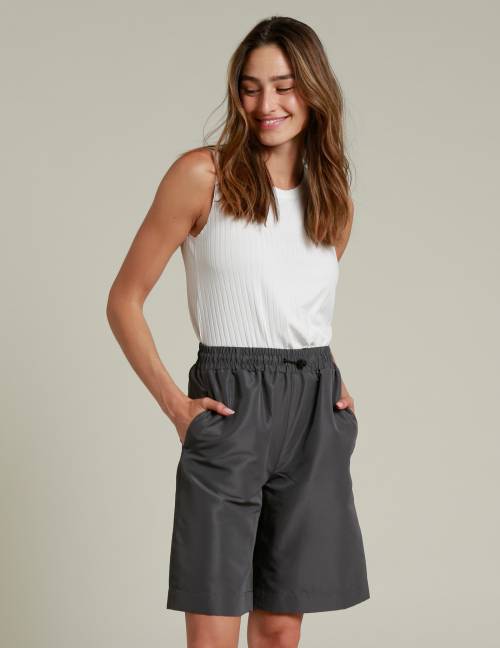 Alef Alef | אלף אלף - בגדי מעצבים | Cherrie Shorts | Soil Alef Alef | אלף אלף - בגדי מעצבים | Cherrie Shorts | Soil