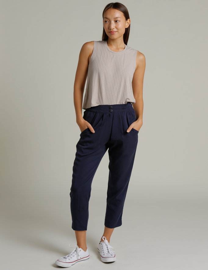 אלף אלף - בגדי מעצבים | Alef Alef בגדי מעצבים