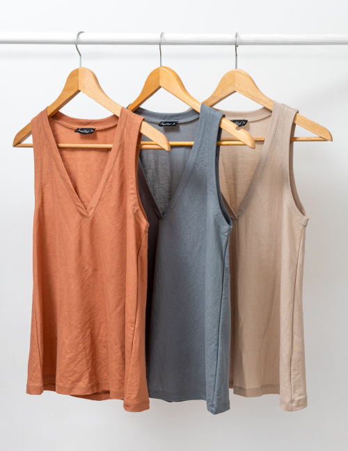 Alef Alef | אלף אלף - בגדי מעצבים | גופיה LIMENIA שחור Alef Alef | אלף אלף - בגדי מעצבים | גופיה LIMENIA שחור