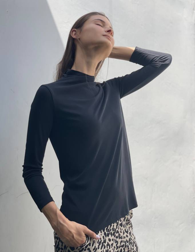 Alef Alef | אלף אלף - בגדי מעצבים | חולצת CALLA שחור