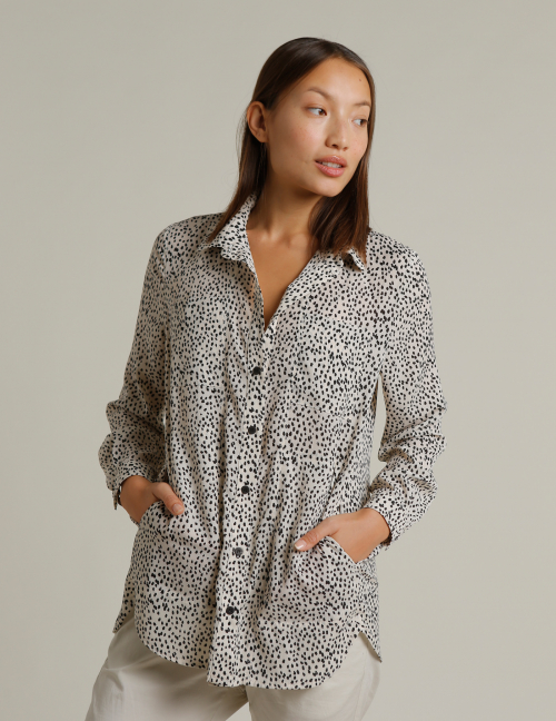 Alef Alef | אלף אלף - בגדי מעצבים | חולצת FRIO לבן נקודות Alef Alef | אלף אלף - בגדי מעצבים | חולצת FRIO לבן נקודות