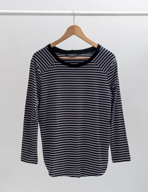 Alef Alef | אלף אלף - בגדי מעצבים | חולצת CAMILIA אפור פסים Alef Alef | אלף אלף - בגדי מעצבים | חולצת CAMILIA אפור פסים