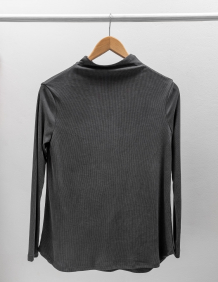 Alef Alef | אלף אלף - בגדי מעצבים | חולצת CALLA אפור כהה