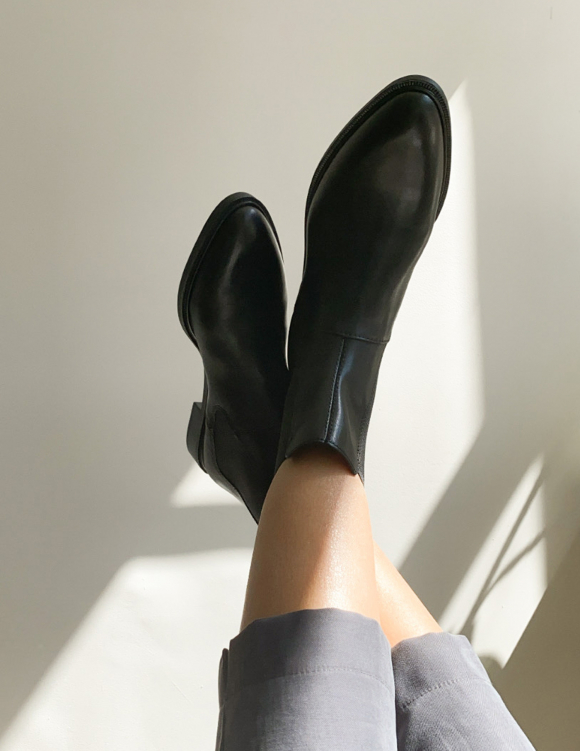 Alef Alef | אלף אלף - בגדי מעצבים | מגף FRANCES שחור