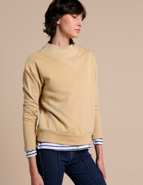 Alef Alef | אלף אלף - בגדי מעצבים | סווטשירט RAIN בז Alef Alef | אלף אלף - בגדי מעצבים | סווטשירט RAIN בז