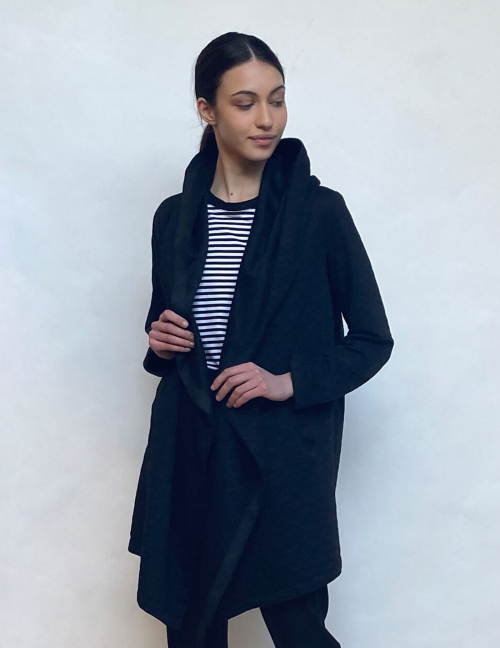 Alef Alef | אלף אלף - בגדי מעצבים | עליונית NOAH שחור מעויין Alef Alef | אלף אלף - בגדי מעצבים | עליונית NOAH שחור מעויין