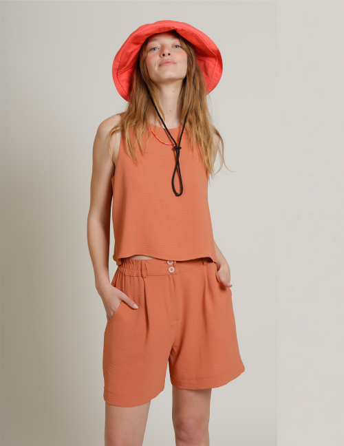 Alef Alef | אלף אלף - בגדי מעצבים | מכנסי ברמודה ATLANTA אפרסק Alef Alef | אלף אלף - בגדי מעצבים | מכנסי ברמודה ATLANTA אפרסק