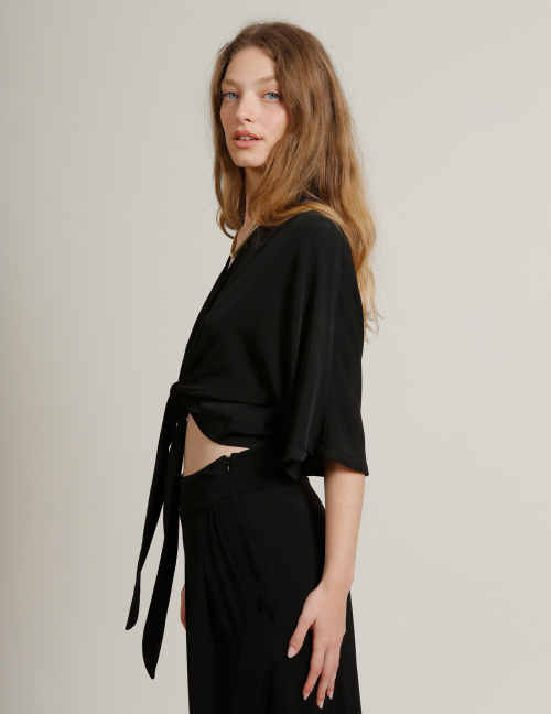 Alef Alef | אלף אלף - בגדי מעצבים | עליונית קשירה COULE שחור Alef Alef | אלף אלף - בגדי מעצבים | עליונית קשירה COULE שחור