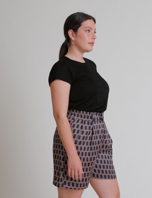 Alef Alef | אלף אלף - בגדי מעצבים | טי שירט LION שחורה Alef Alef | אלף אלף - בגדי מעצבים | טי שירט LION שחורה